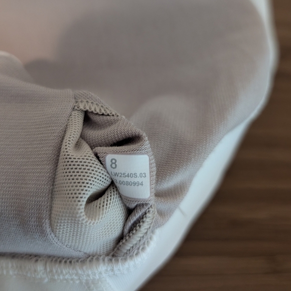 NWOT Lululemon Collegiate Energy Sports Bra 8 University Of Washington UW - Picture 4 of 5